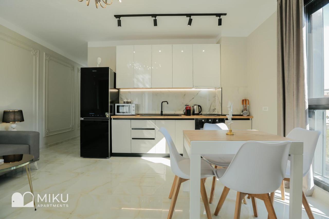 Miku Apartment - Lovely 1 Bedroom Spectacular View Tirana Exterior foto