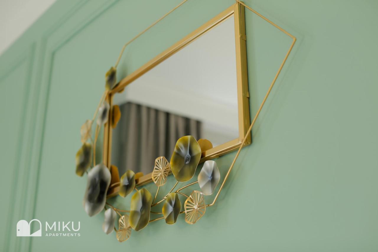Miku Apartment - Lovely 1 Bedroom Spectacular View Tirana Exterior foto