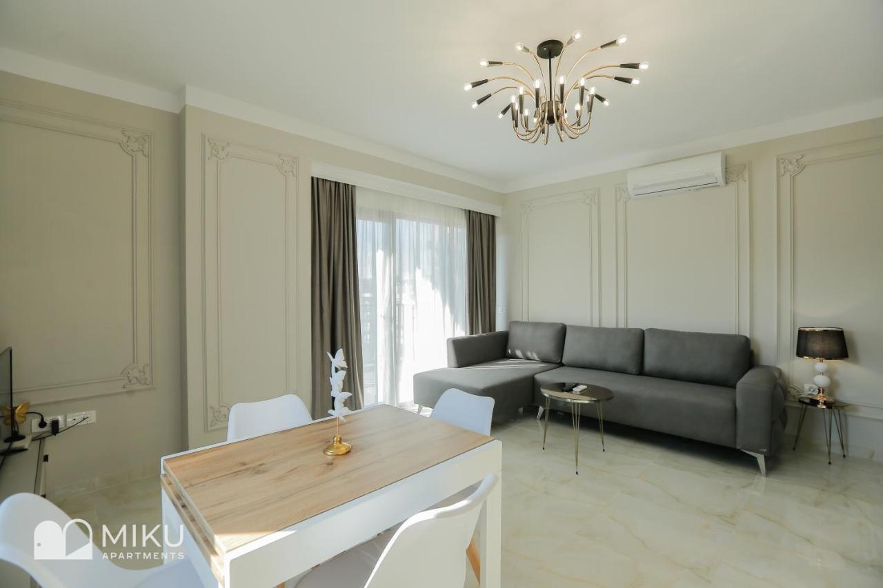 Miku Apartment - Lovely 1 Bedroom Spectacular View Tirana Exterior foto